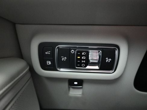 New 2026 Lincoln Nautilus Premier image 21