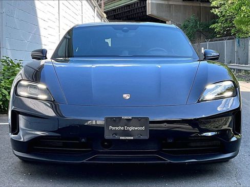 Certified 2025 Porsche Taycan 4S AWD/4WD image 8