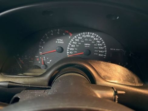 Used 2001 Chevrolet Camaro Z28 w/ SS Performance/Appearance Pkg RWD image 12