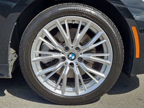 Used 2023 BMW 330i xDrive Sedan w/ Driving Assistance Package AWD/4WD image 8