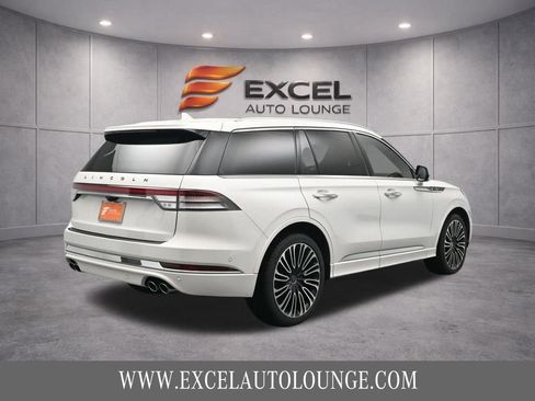 Used 2020 Lincoln Aviator Black Label w/ Dynamic Handling Package image 6
