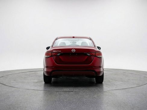 Used 2025 Nissan Sentra SV image 7