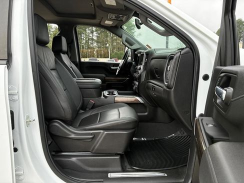 Used 2022 Chevrolet Silverado 3500 LT w/ All Star Edition image 17