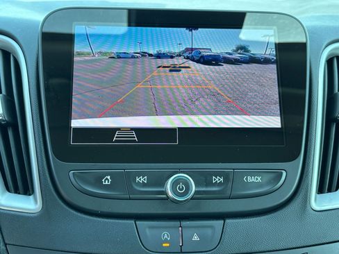 Used 2024 Chevrolet Malibu LT image 24