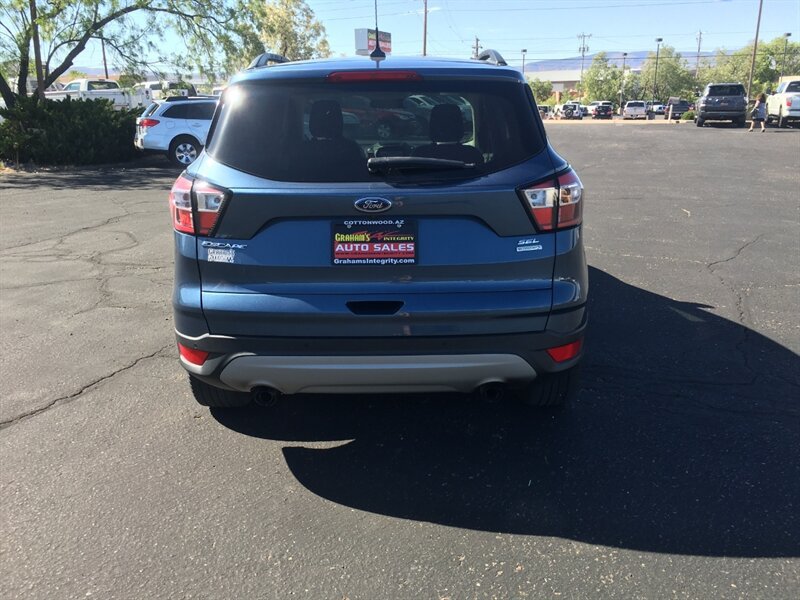 Used 2018 Ford Escape SEL FWD image 4