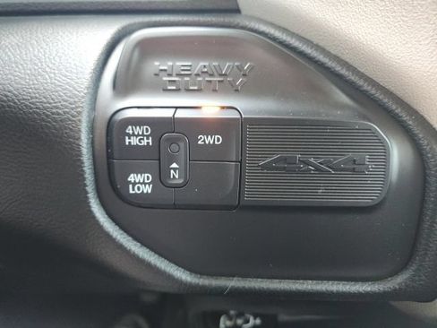 Used 2024 RAM 2500 Laramie w/ Safety Group AWD/4WD image 28