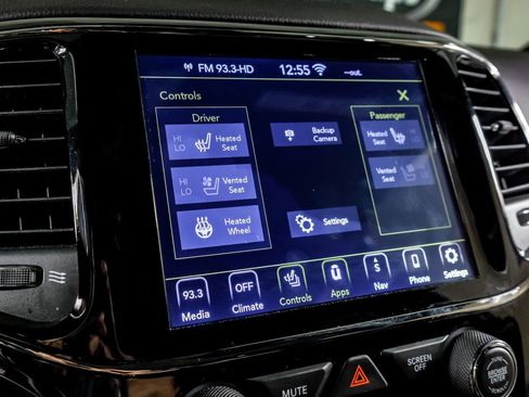 Used 2020 Jeep Grand Cherokee High Altitude image 26