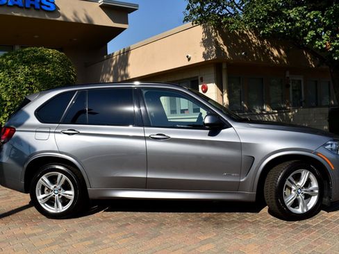 Used 2018 BMW X5 xDrive50i w/ M Sport Package image 12