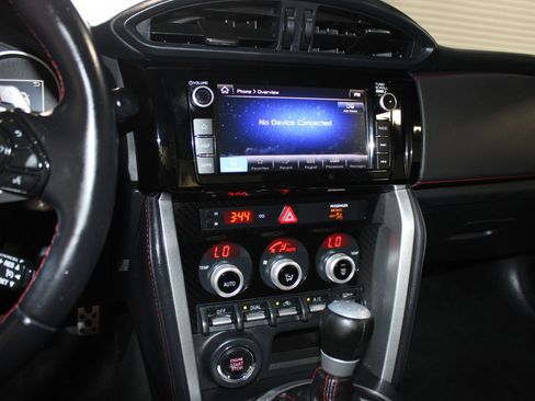 Used 2018 Subaru BRZ Limited RWD image 13