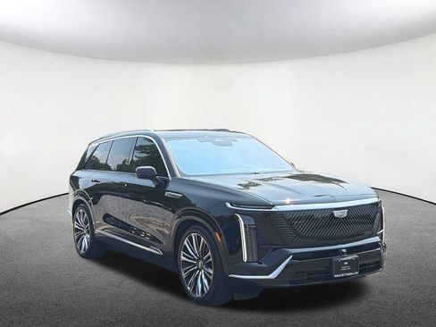 Certified 2026 Cadillac Vistiq Premium Luxury AWD/4WD image 22