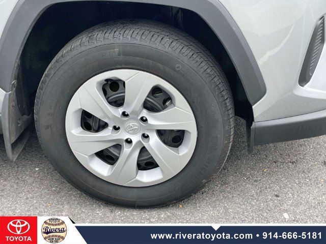 Certified 2025 Toyota RAV4 LE AWD/4WD image 10