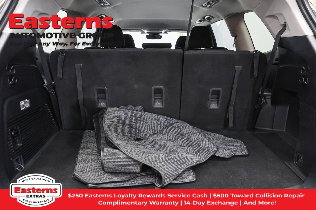 Used 2023 Subaru Ascent Premium w/ Convenience Package AWD/4WD image 10