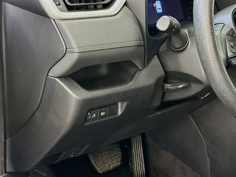 Used 2024 Toyota RAV4 LE image 17