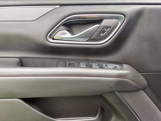 Used 2024 Chevrolet Suburban RST w/ Luxury Package AWD/4WD image 25