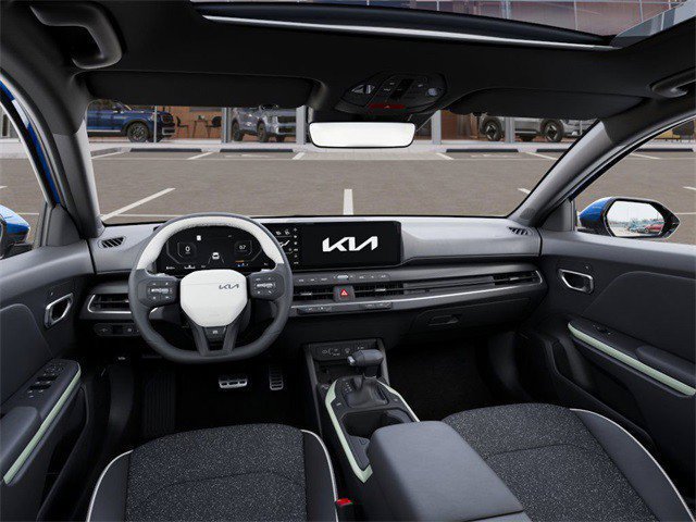 Certified 2025 Kia K4 GT-Line w/ GT-Line Sunroof Package FWD image 18