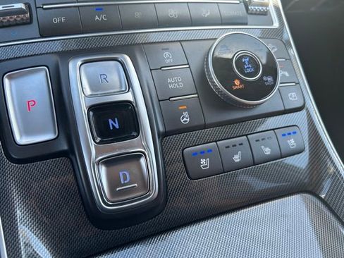 Used 2021 Hyundai Santa Fe Limited image 27