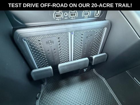 New 2026 RAM 2500 Limited AWD/4WD image 17