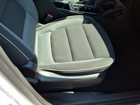 Used 2025 Chevrolet TrailBlazer LT FWD image 14