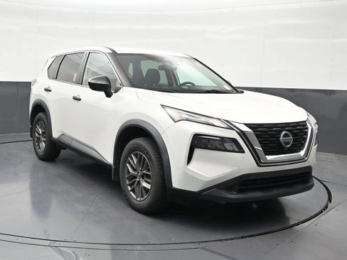 Used 2021 Nissan Rogue S FWD image 8