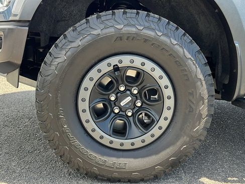 Used 2023 Ford F150 Raptor AWD/4WD image 11
