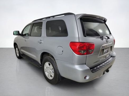 Used 2016 Toyota Sequoia SR5 AWD/4WD image 5