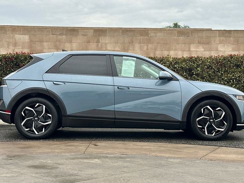 Used 2024 Hyundai Ioniq 5 SEL image 3