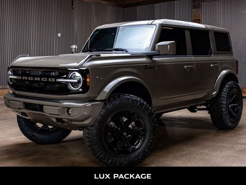 Used 2026 Ford Bronco Outer Banks image 5