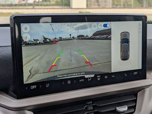 New 2026 Ford Explorer Active w/ Active Comfort Package image 16