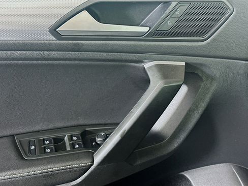 Used 2024 Volkswagen Tiguan S image 15