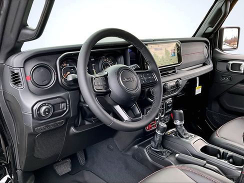 New 2026 Jeep Gladiator Rubicon AWD/4WD image 2