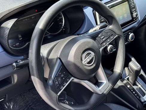 Certified 2024 Nissan Versa SV FWD image 11