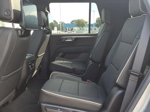 New 2026 Chevrolet Tahoe Premier AWD/4WD image 18