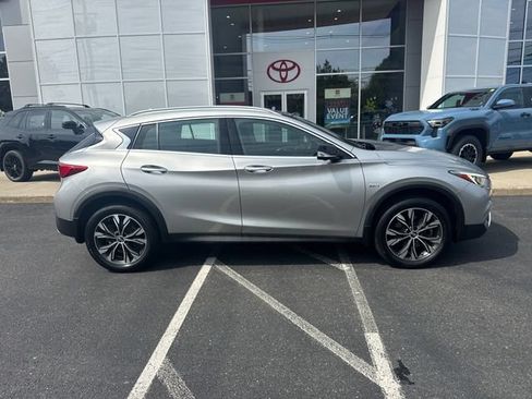 Used 2019 INFINITI QX30 AWD w/ Navigation Package image 2