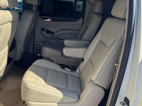 Used 2015 GMC Yukon XL Denali w/ Touring Package image 39