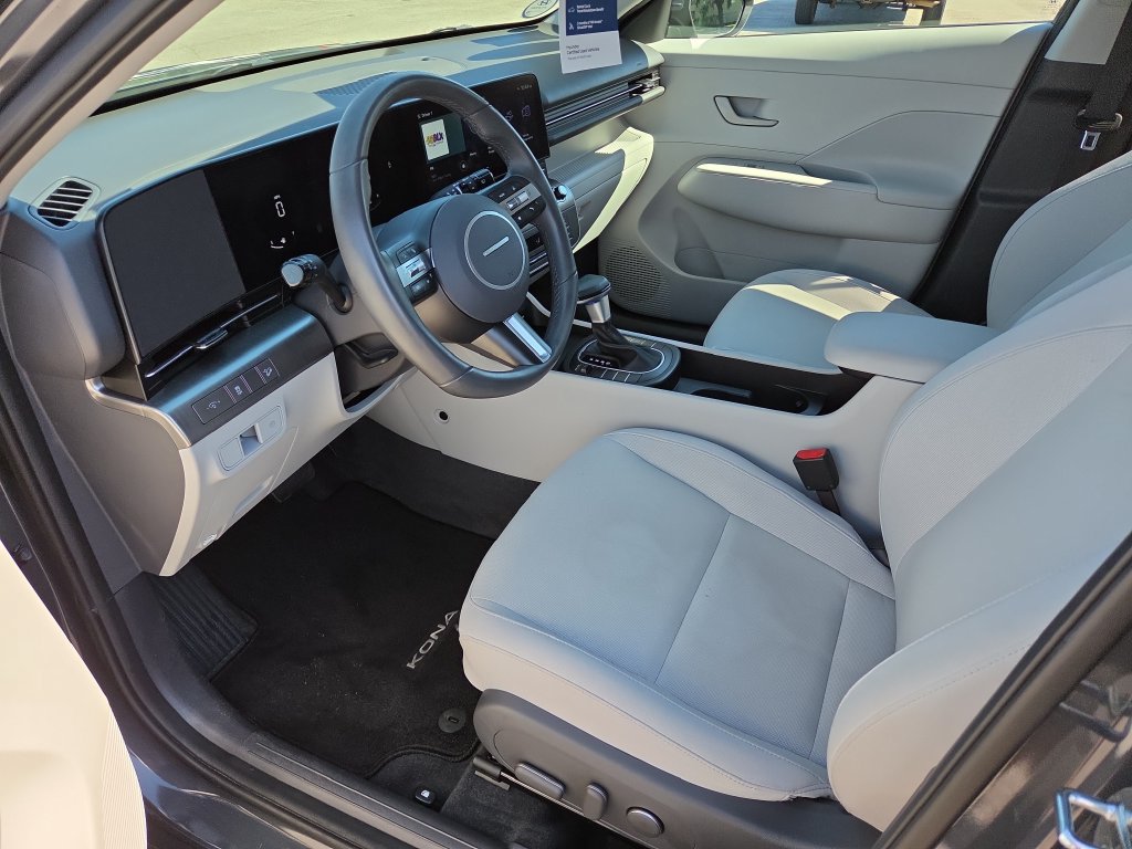 Certified 2024 Hyundai Kona SEL FWD image 10