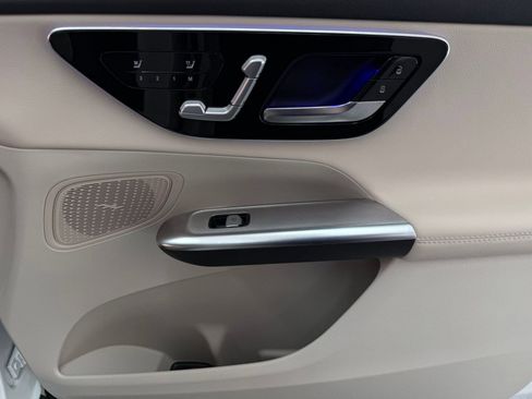 Certified 2026 Mercedes-Benz GLC 300 image 23