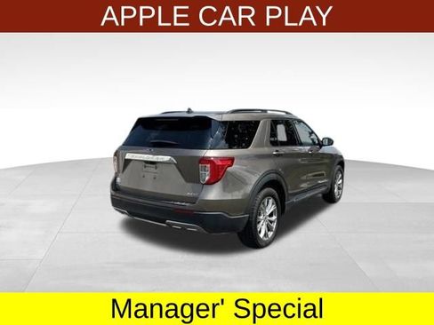 Used 2021 Ford Explorer XLT w/ Equipment Group 202A AWD/4WD image 7