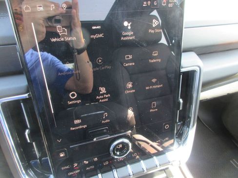 New 2026 GMC Yukon XL Denali image 19