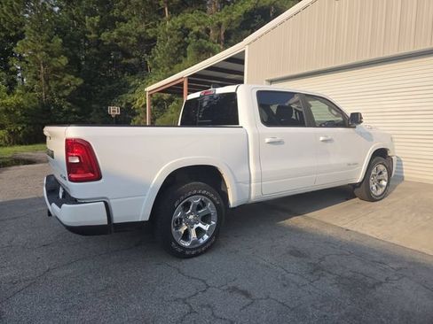 Used 2025 RAM 1500 Big Horn AWD/4WD image 6