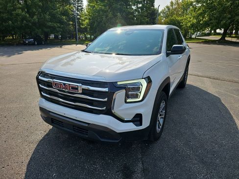 Used 2026 GMC Terrain Elevation AWD/4WD image 2