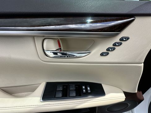 Used 2017 Lexus ES 350 FWD image 23