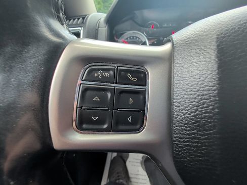 Used 2018 RAM 2500 Laramie w/ Convenience Group AWD/4WD image 17