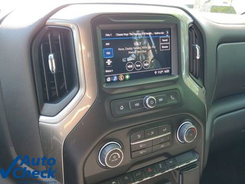 Used 2026 Chevrolet Silverado 1500 Custom RWD image 22