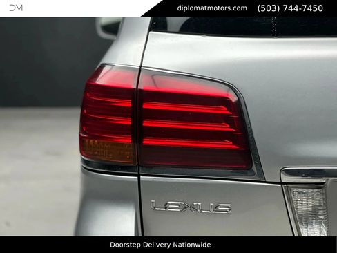 Used 2009 Lexus LX 570 4WD image 13