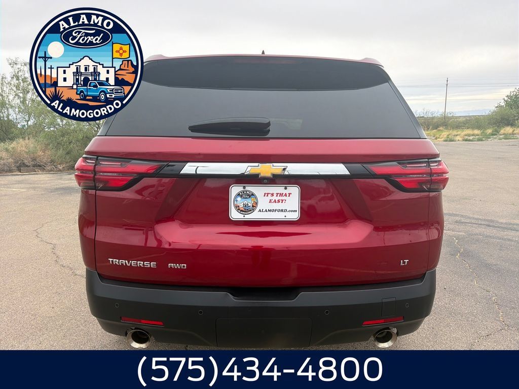 Used 2023 Chevrolet Traverse LT AWD/4WD image 4