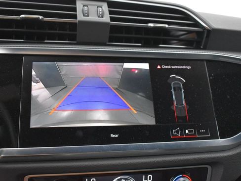 Certified 2025 Audi Q3 2.0T Premium AWD/4WD image 10