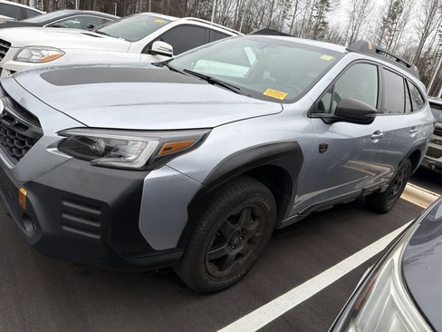 Used 2022 Subaru Outback Wilderness image 7