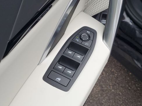 New 2026 BMW X1 xDrive28i w/ Technology Package image 6