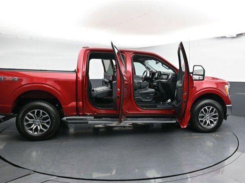 Used 2021 Ford F150 Lariat w/ Max Trailer Tow Package image 39