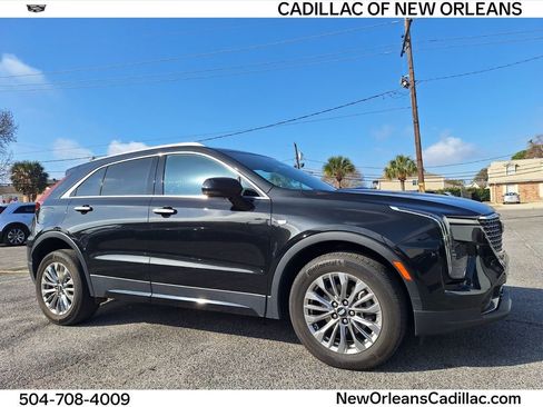 Certified 2024 Cadillac XT4 Premium Luxury image 1